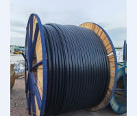 放电缆施工 拉电缆 电缆敷设