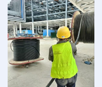 晟基项目放电缆施工中